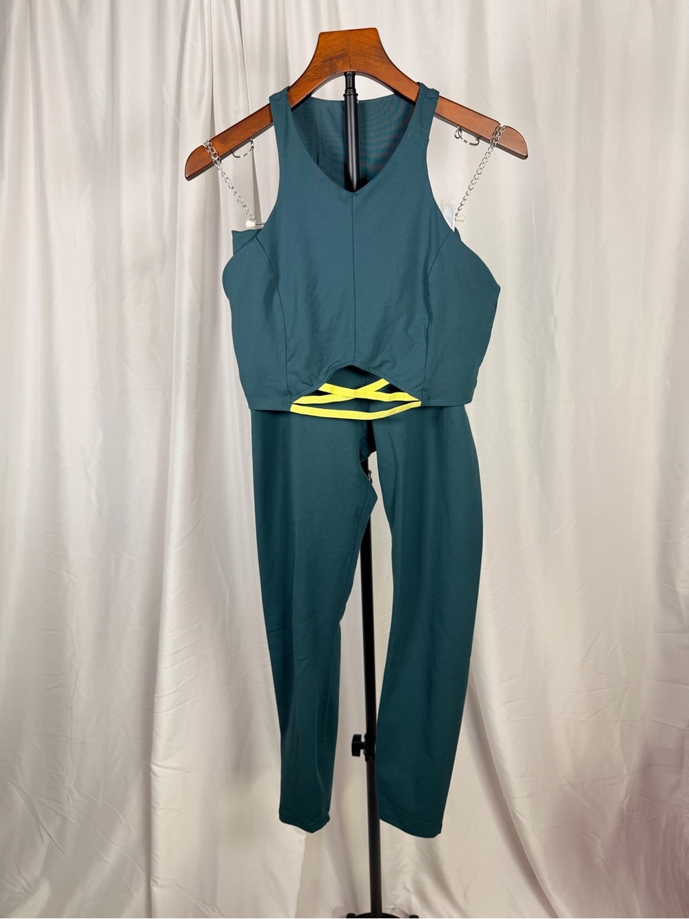Fabletics Dark Green and Neon Green Set